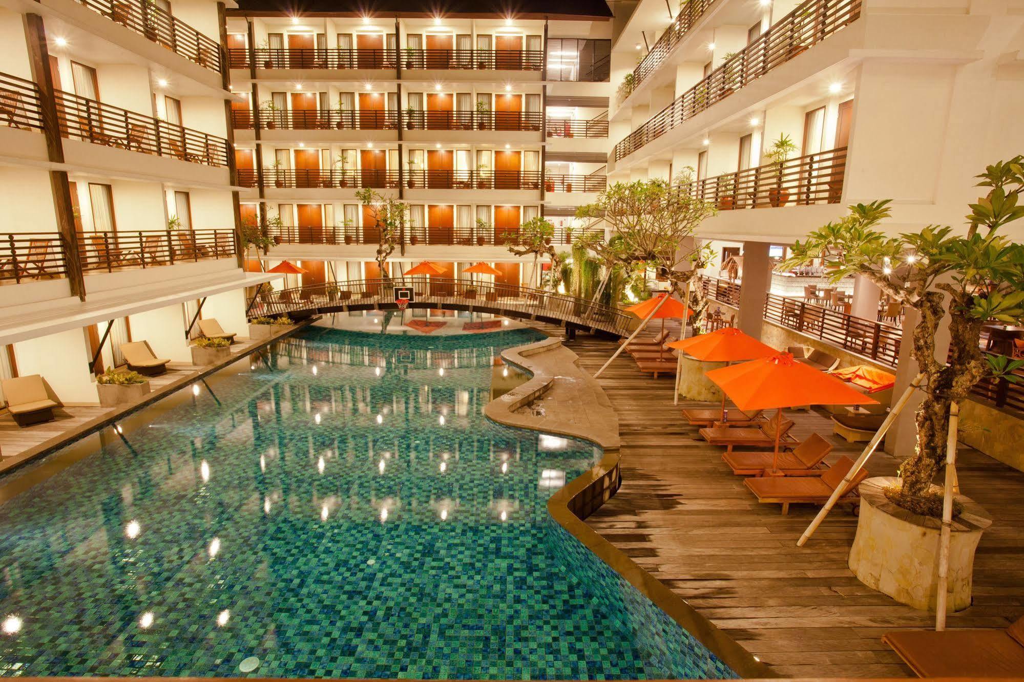 Sun Island Hotel & Spa Kuta Kuta  Exterior photo